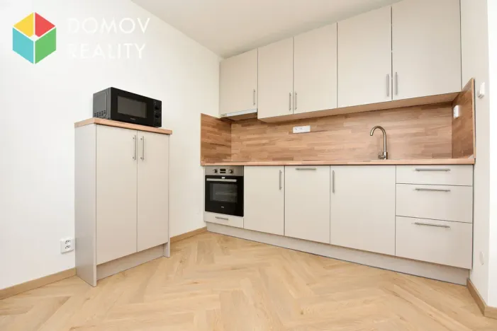 Pronájem bytu 2+kk, Beroun - Beroun-Město, Branislavova, 52 m2