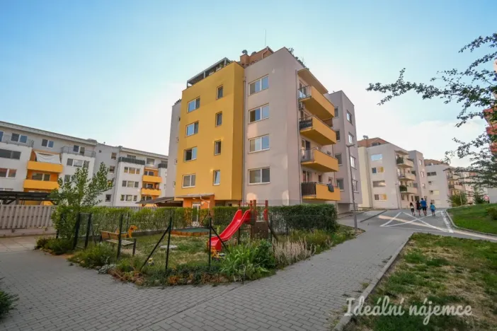 Pronájem bytu 1+kk, Brno - Žebětín, Žabí, 35 m2