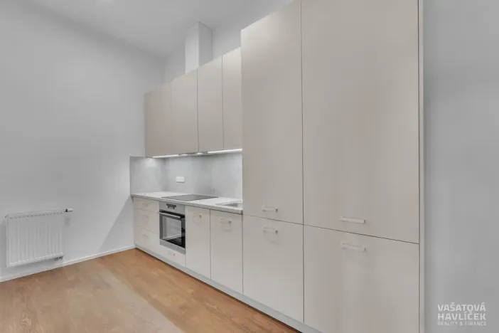 Pronájem bytu 2+1, Hradec Králové, Tylovo nábřeží, 56 m2