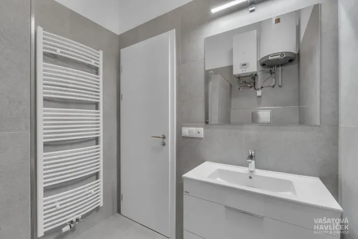 Pronájem bytu 2+1, Hradec Králové, Tylovo nábřeží, 56 m2