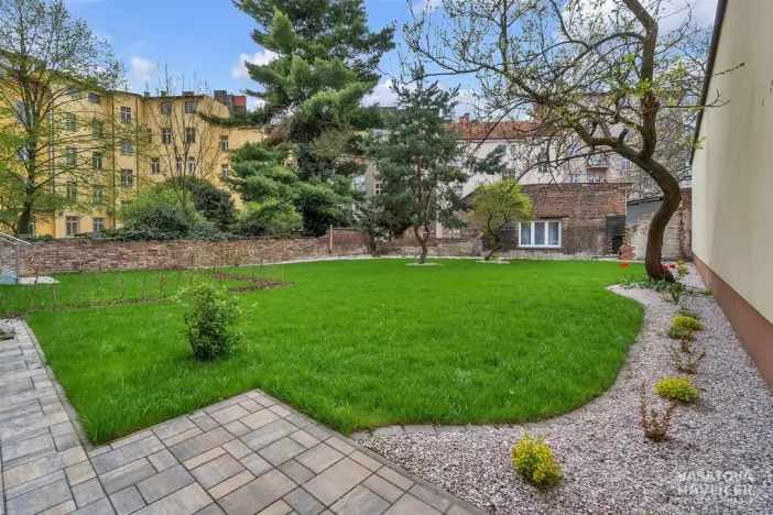 Pronájem bytu 2+1, Hradec Králové, Tylovo nábřeží, 56 m2
