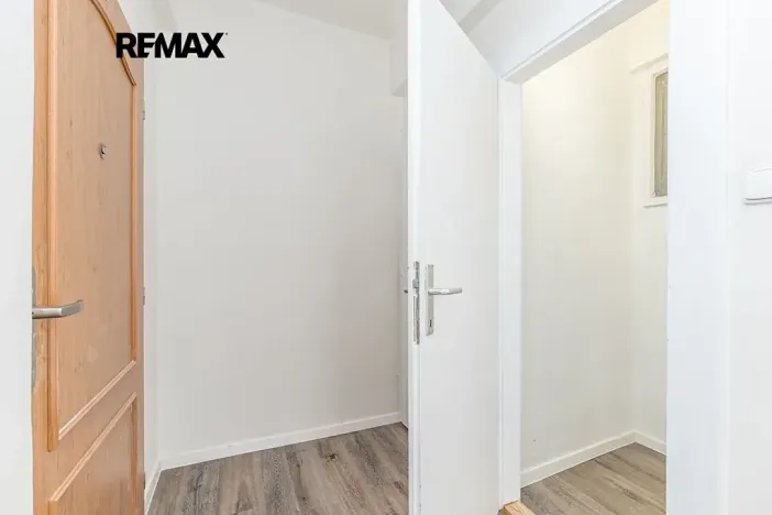 Prodej bytu 1+1, Čistá, nám. Václavské, 43 m2