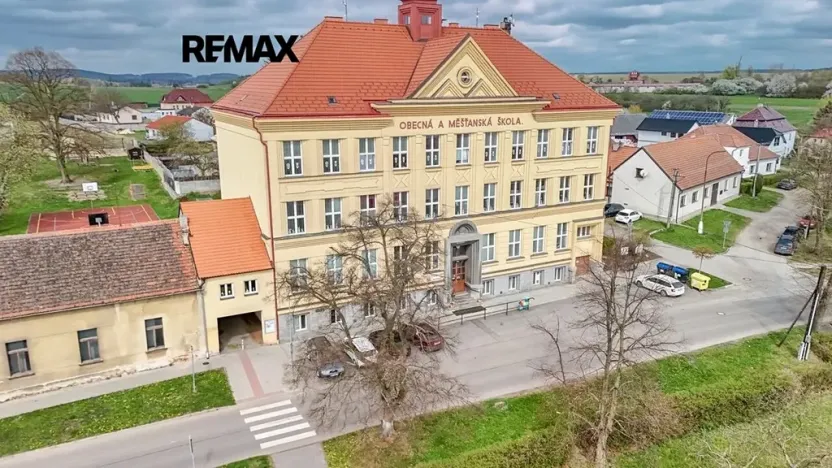 Prodej bytu 1+1, Čistá, nám. Václavské, 43 m2