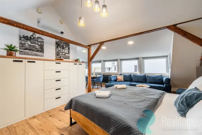 Prodej apartmánu, Sepekov, 953 m2