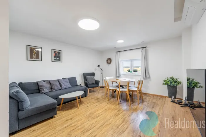 Prodej apartmánu, Sepekov, 953 m2