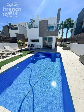 Prodej rodinného domu, Guardamar del Segura, Alicante, Španělsko, 95 m2