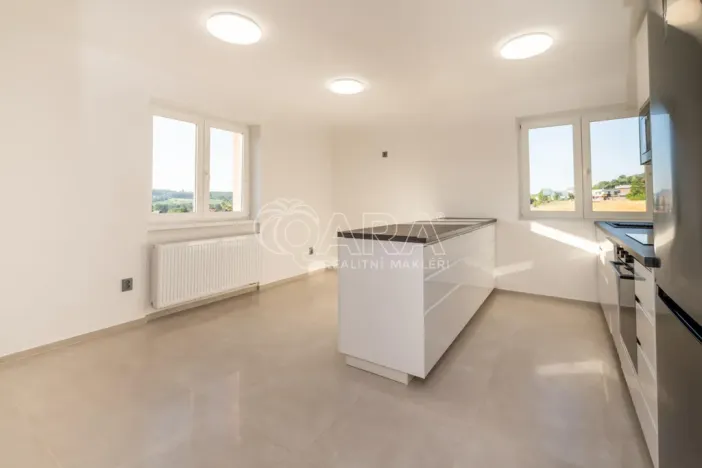 Pronájem bytu 2+1, Čerčany, Družstevní, 66 m2