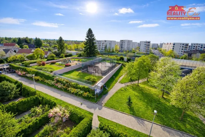 Prodej bytu 2+kk, Praha - Uhříněves, Nové náměstí, 57 m2