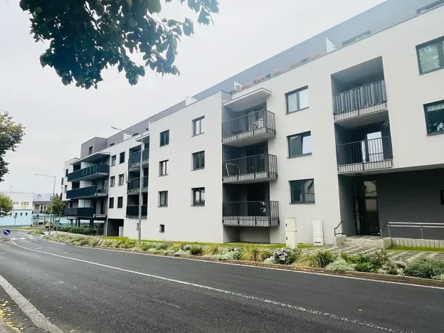 Pronájem bytu 1+kk, Lovosice, Zámecká, 60 m2