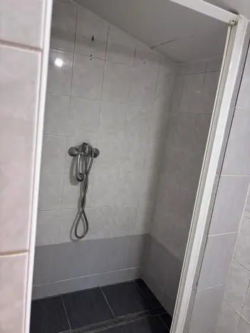 Pronájem rodinného domu, Jesenice, 75 m2