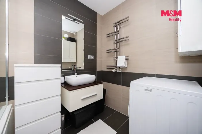 Prodej bytu 2+kk, Pardubice - Zelené Předměstí, Na Spravedlnosti, 48 m2