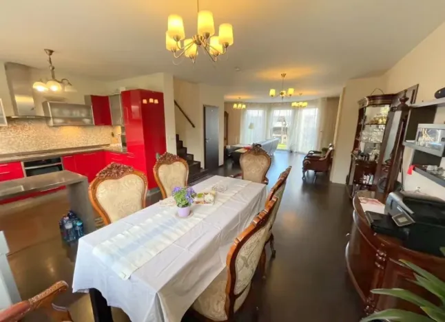 Pronájem rodinného domu, Praha - Březiněves, V pěšinkách, 200 m2