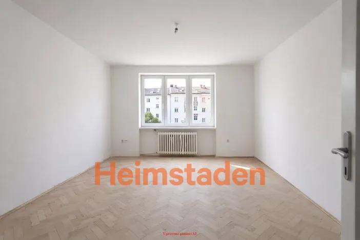 Pronájem bytu 2+1, Karviná - Nové Město, nám. Budovatelů, 53 m2