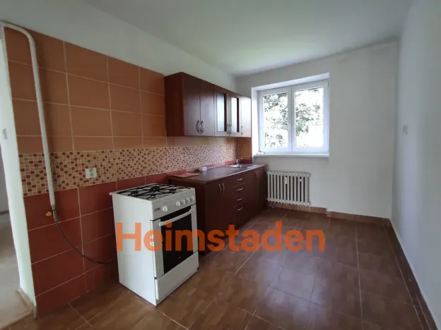 Pronájem bytu 2+1, Karviná - Nové Město, nám. Budovatelů, 53 m2