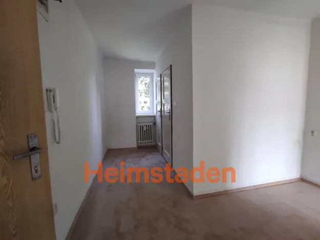Pronájem bytu 2+1, Karviná - Nové Město, nám. Budovatelů, 53 m2