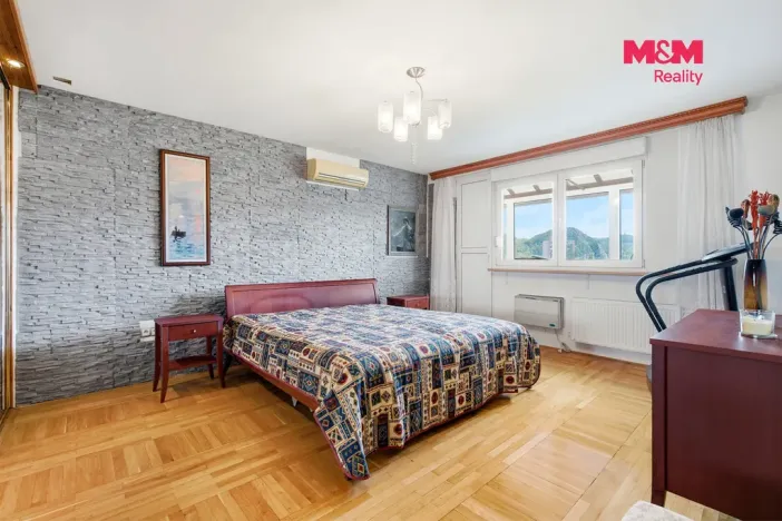 Prodej rodinného domu, Ústí nad Labem - Neštěmice, Zelená, 342 m2