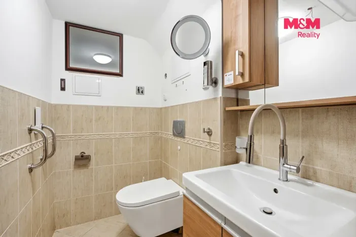 Prodej rodinného domu, Ústí nad Labem - Neštěmice, Zelená, 342 m2