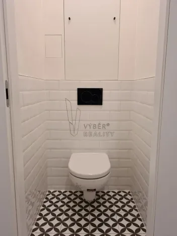 Pronájem bytu 1+kk, Praha - Vršovice, Holandská, 27 m2