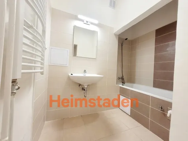 Pronájem bytu 1+kk, Havířov - Město, Vardasova, 22 m2