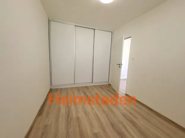 Pronájem bytu 2+kk, Havířov - Šumbark, U Nádraží, 38 m2