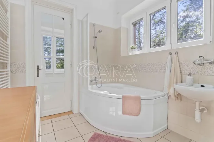 Prodej vícegeneračního domu, Roztoky, Únětická, 244 m2