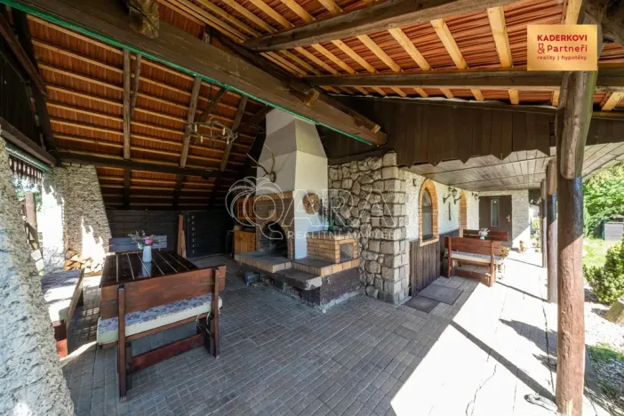 Prodej rodinného domu, Buková, 154 m2
