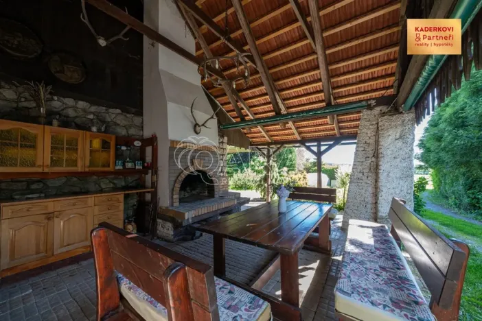 Prodej rodinného domu, Buková, 154 m2
