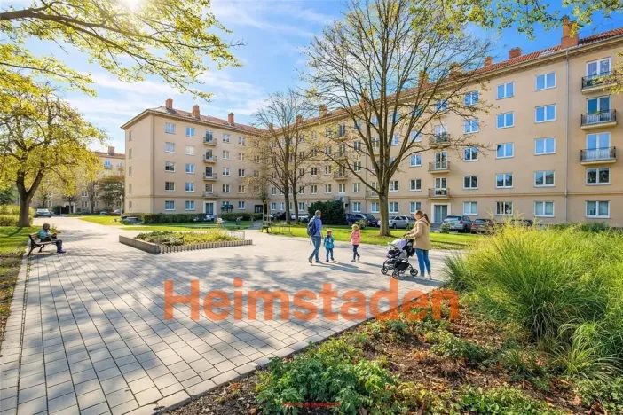 Pronájem bytu 2+kk, Ostrava - Poruba, náměstí Boženy Němcové, 58 m2