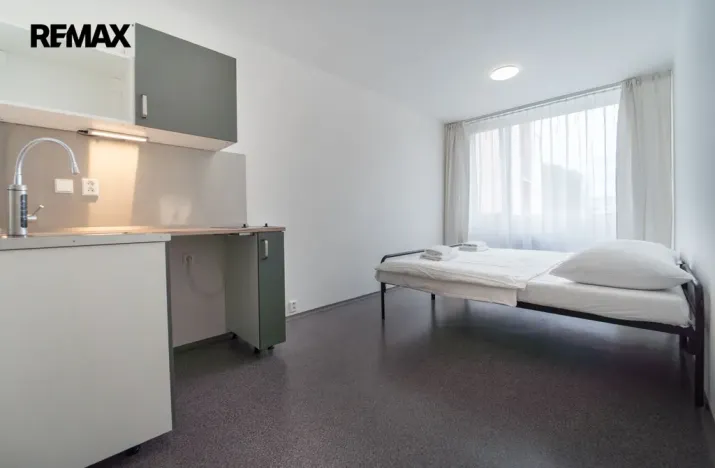 Pronájem bytu 1+kk, Praha - Chodov, Blažimská, 25 m2