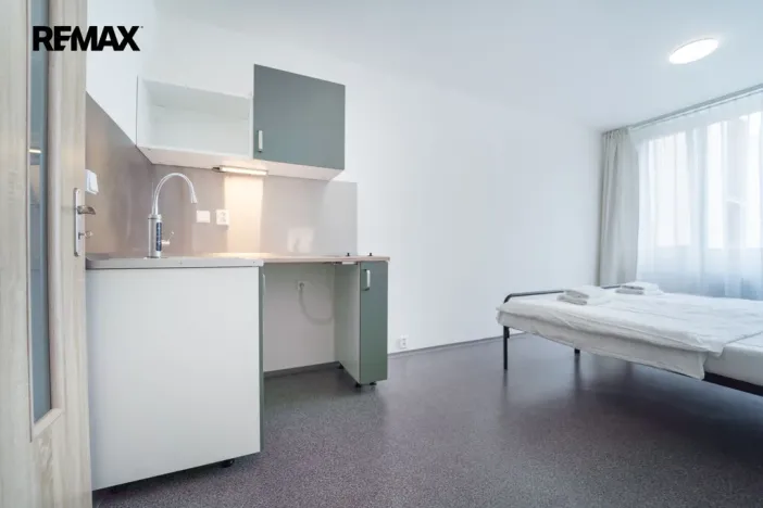 Pronájem bytu 1+kk, Praha - Chodov, Blažimská, 25 m2