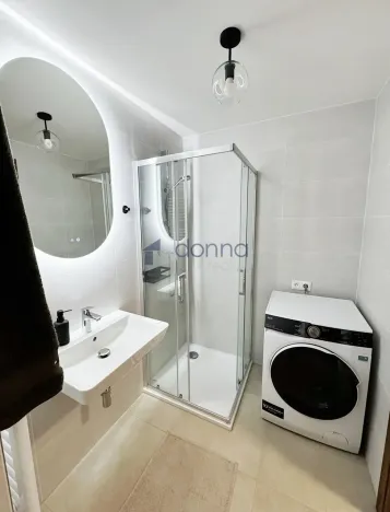 Pronájem bytu 1+kk, Praha, Jáchymovská, 33 m2