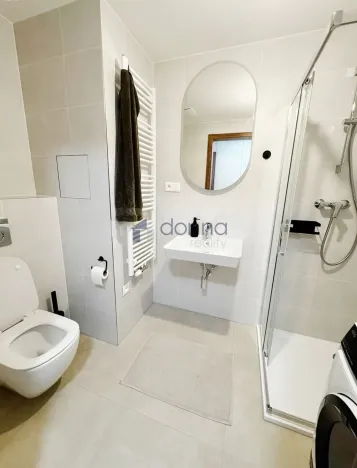 Pronájem bytu 1+kk, Praha, Jáchymovská, 33 m2
