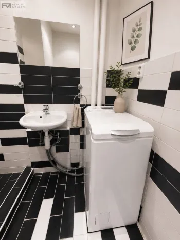 Pronájem bytu 1+kk, Ostrava, Sokolovská, 23 m2