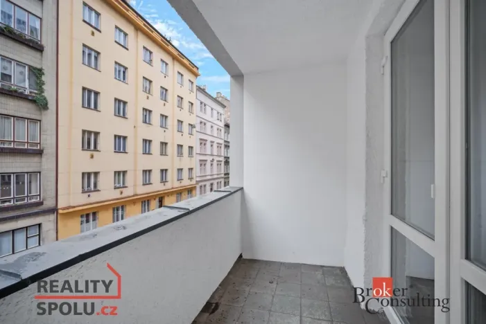 Pronájem bytu 1+1, Praha - Holešovice, U smaltovny, 40 m2