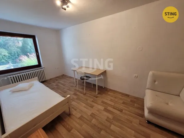 Pronájem bytu 1+kk, Opava, Gagarinova, 12 m2