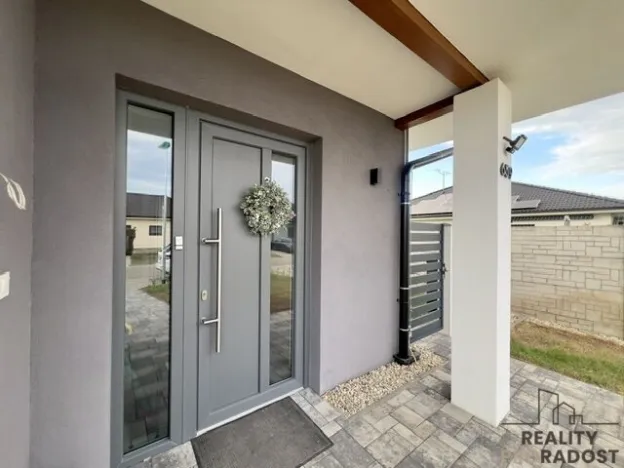 Prodej rodinného domu, Hrušky, Na Zahajce, 117 m2