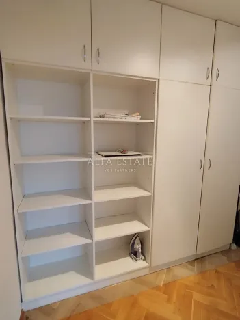 Pronájem bytu 2+1, Karlovy Vary - Bohatice, Kpt. Nálepky, 562 m2
