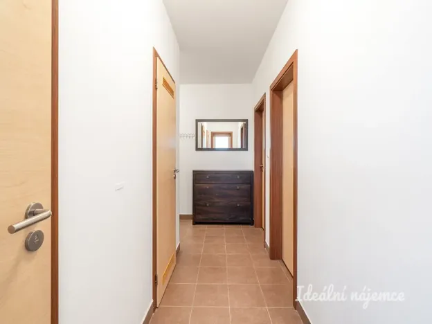 Pronájem bytu 3+kk, Praha - Dolní Chabry, U váhy, 70 m2