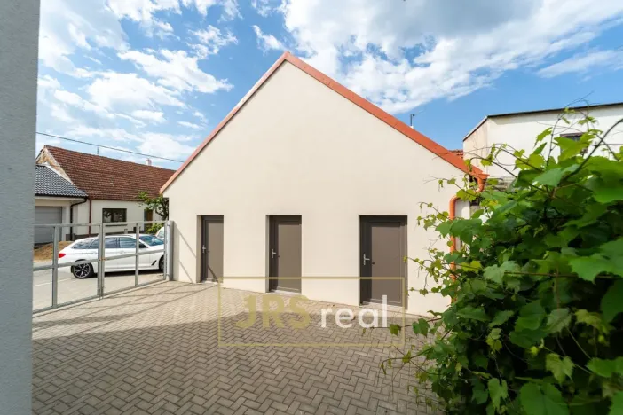 Pronájem bytu 4+kk, Přísnotice, 107 m2