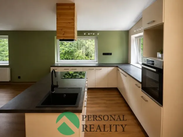 Prodej rodinného domu, Nová Ves nad Nisou, 232 m2