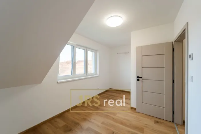 Pronájem bytu 3+kk, Přísnotice, 75 m2