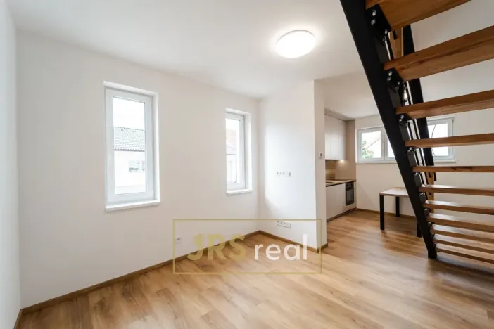 Pronájem bytu 3+kk, Přísnotice, 75 m2
