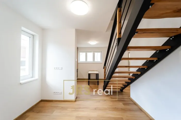 Pronájem bytu 3+kk, Přísnotice, 75 m2