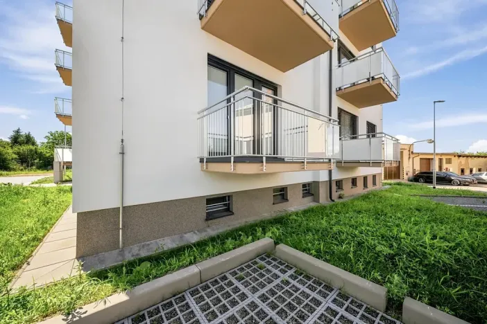 Pronájem bytu 1+kk, Holice, 46 m2