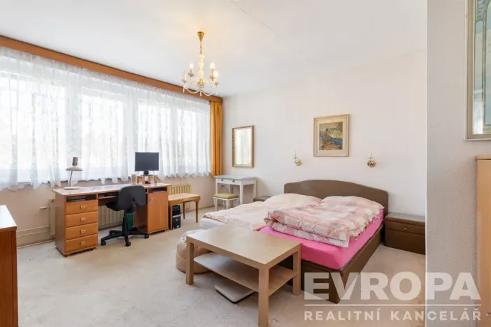 Pronájem rodinného domu, Praha - Krč, U krčského nádraží, 220 m2