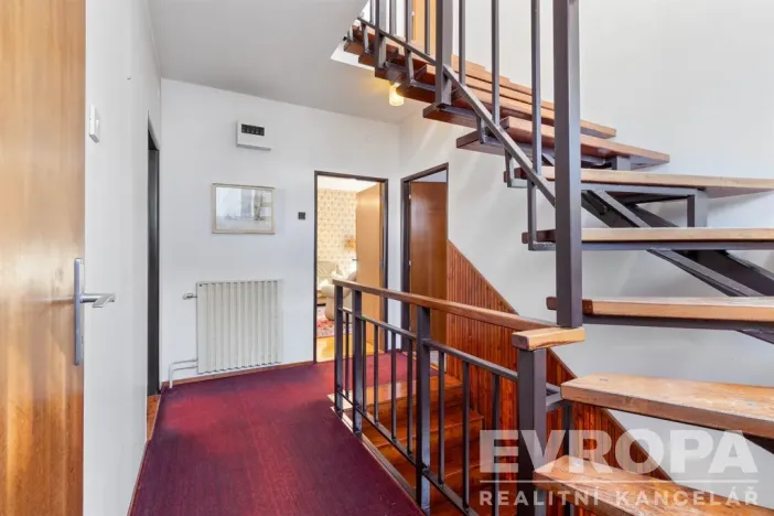 Pronájem rodinného domu, Praha - Krč, U krčského nádraží, 220 m2