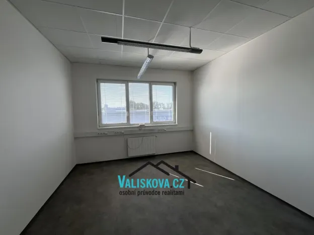 Pronájem kanceláře, Kroměříž, Jožky Silného, 150 m2