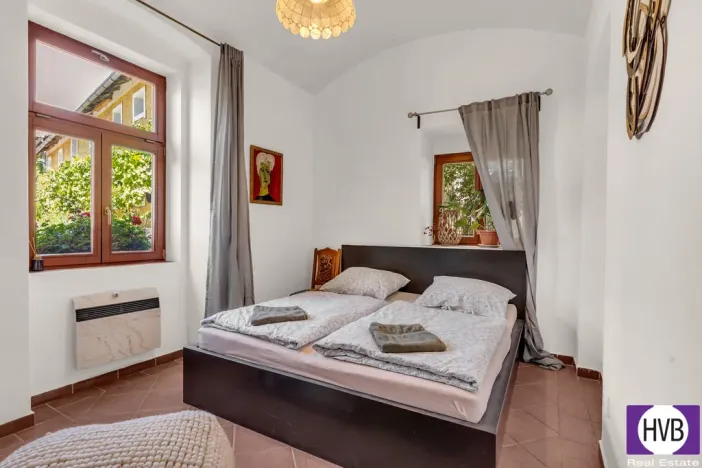 Prodej obchodního prostoru, Žižice - Luníkov, 1900 m2
