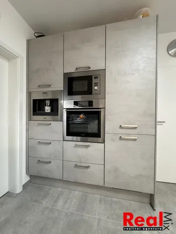 Pronájem bytu 3+kk, Pohořelice, U Kasáren, 68 m2