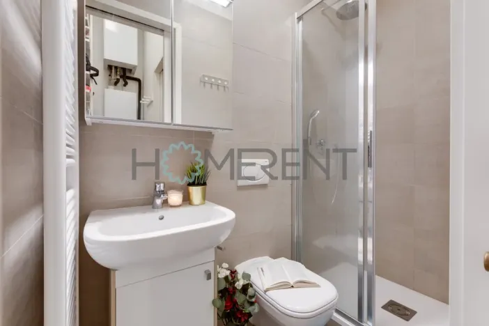 Pronájem bytu 1+kk, Praha - Bubeneč, Korunovační, 17 m2
